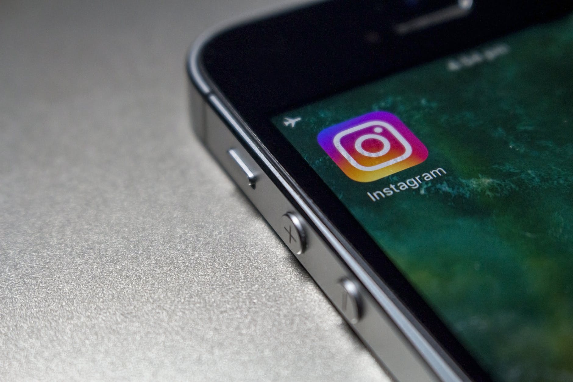 how to add your instagram link