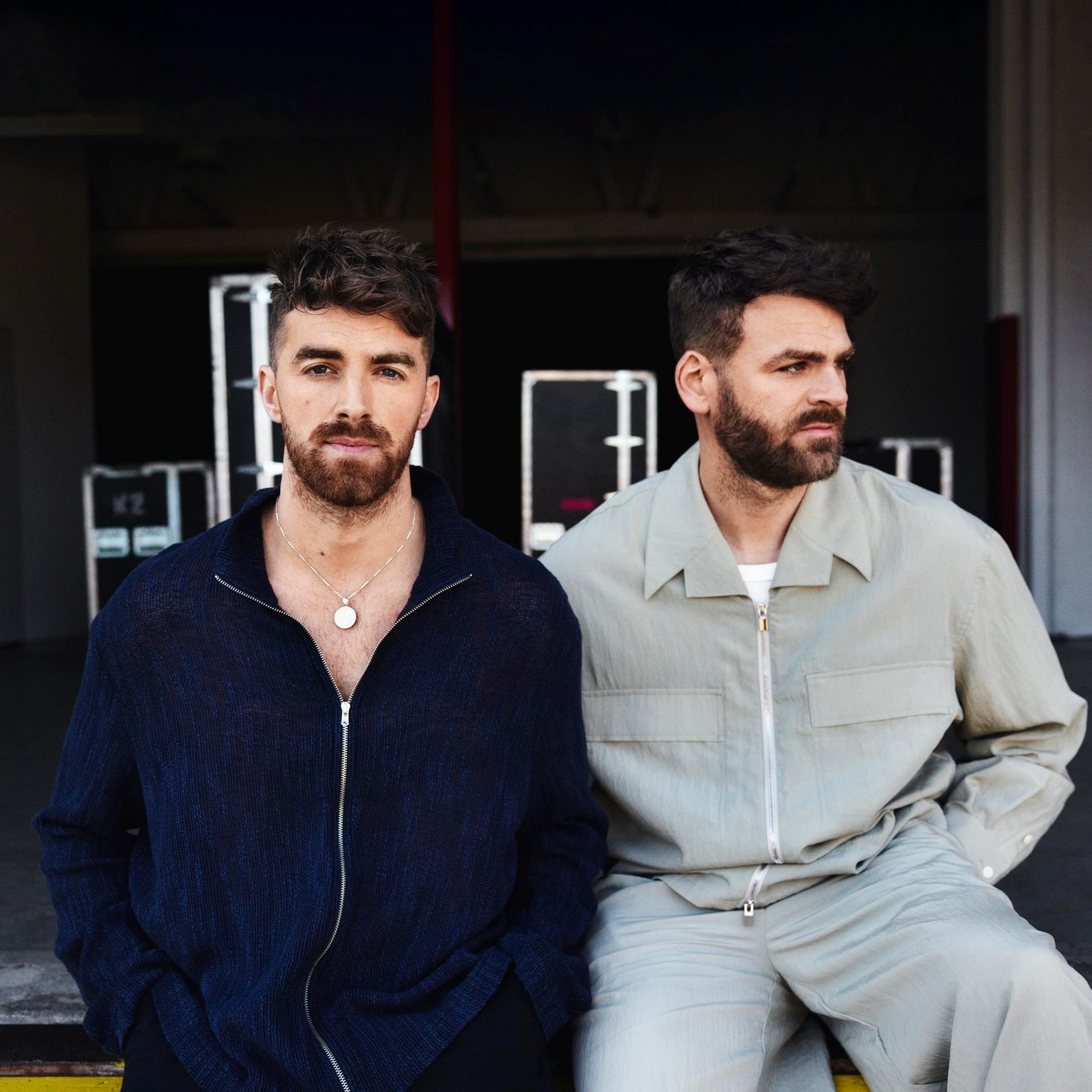 THE CHAINSMOKERS